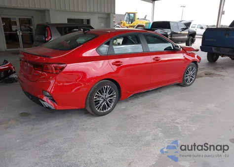 2024 Kia Forte Gt-Line z USA, uszkodzony, nr VIN 3KPF54AD2RE742313